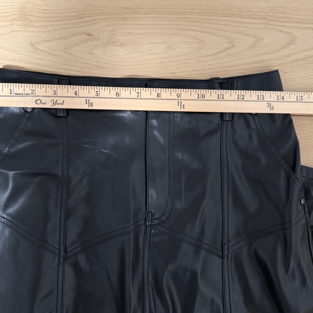 Gorgeous Sam Edelman Black A-Line Vegan Leather Skirt NWOT - Picture 15 of 16
